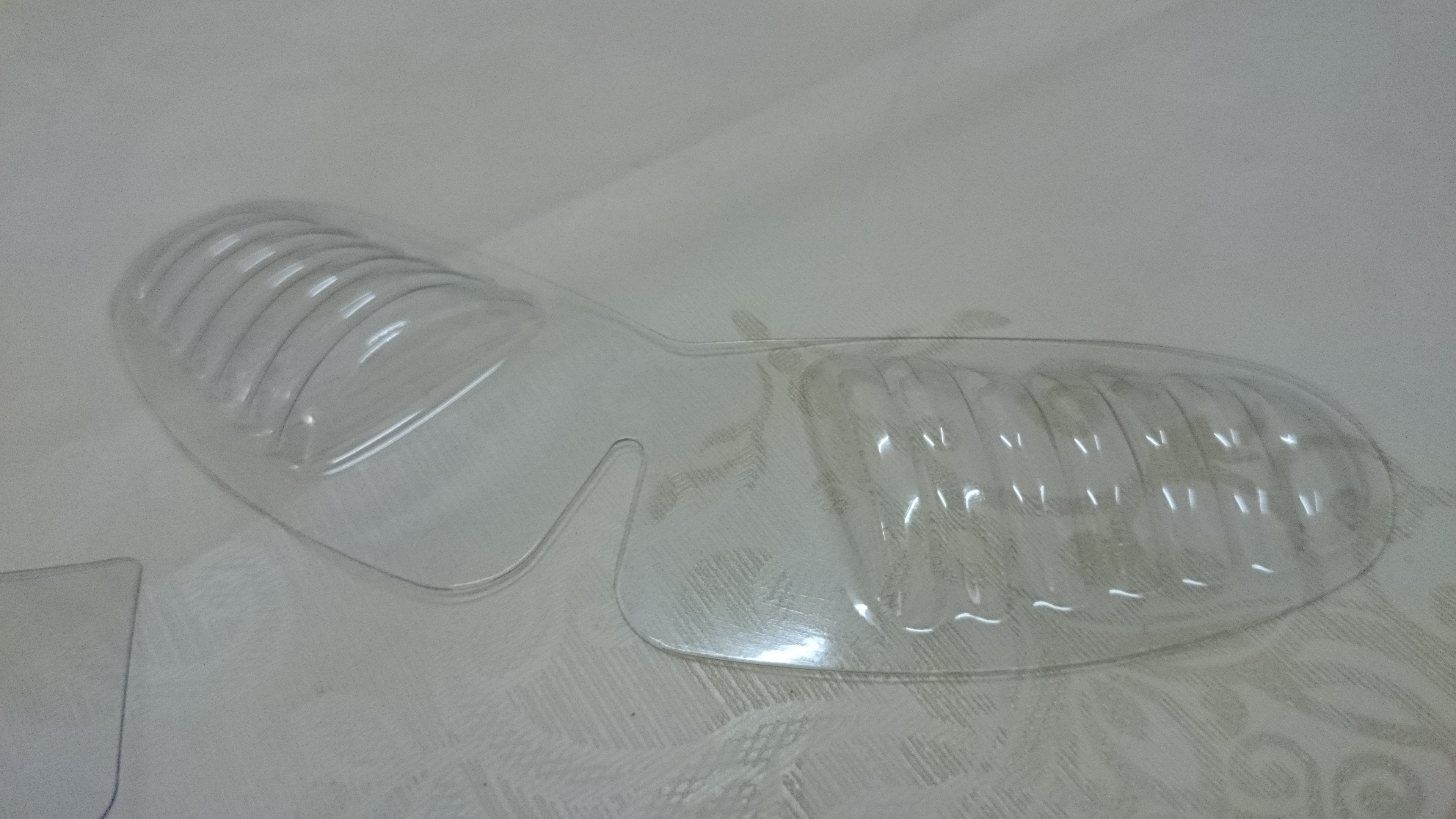 Bướm cổ nhựa - Phụ Liệu May Hiệp Lộc - Công Ty TNHH Sản Xuất Thương Mại Dịch Vụ Hiệp Lộc